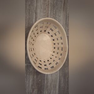 Artimino Earthenware Basket Weave BOWL Tuscan Painted StylePortugal. Has Cracks.